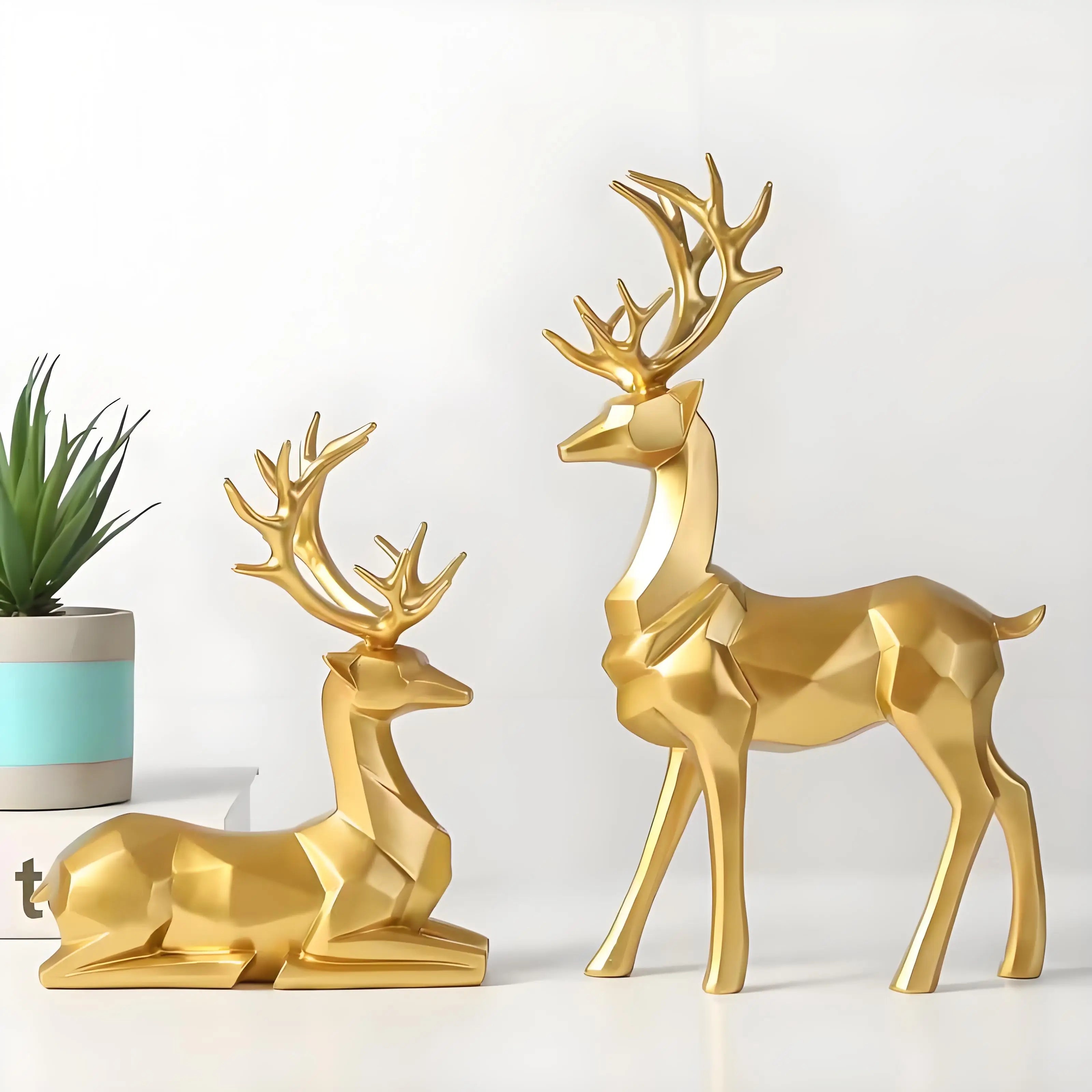 2pcs Christmas Reindeer Figurines